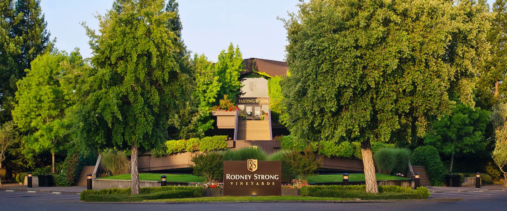 Rodney Strong Main Entrance