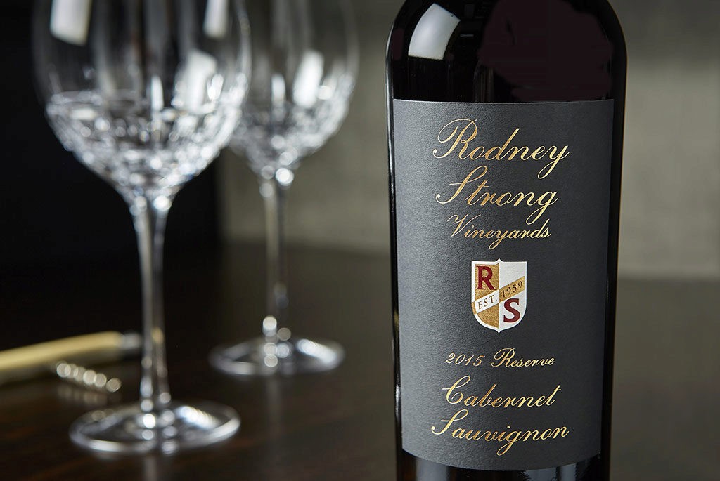 Bottle of Rodney Strong Cabernet Sauvignon